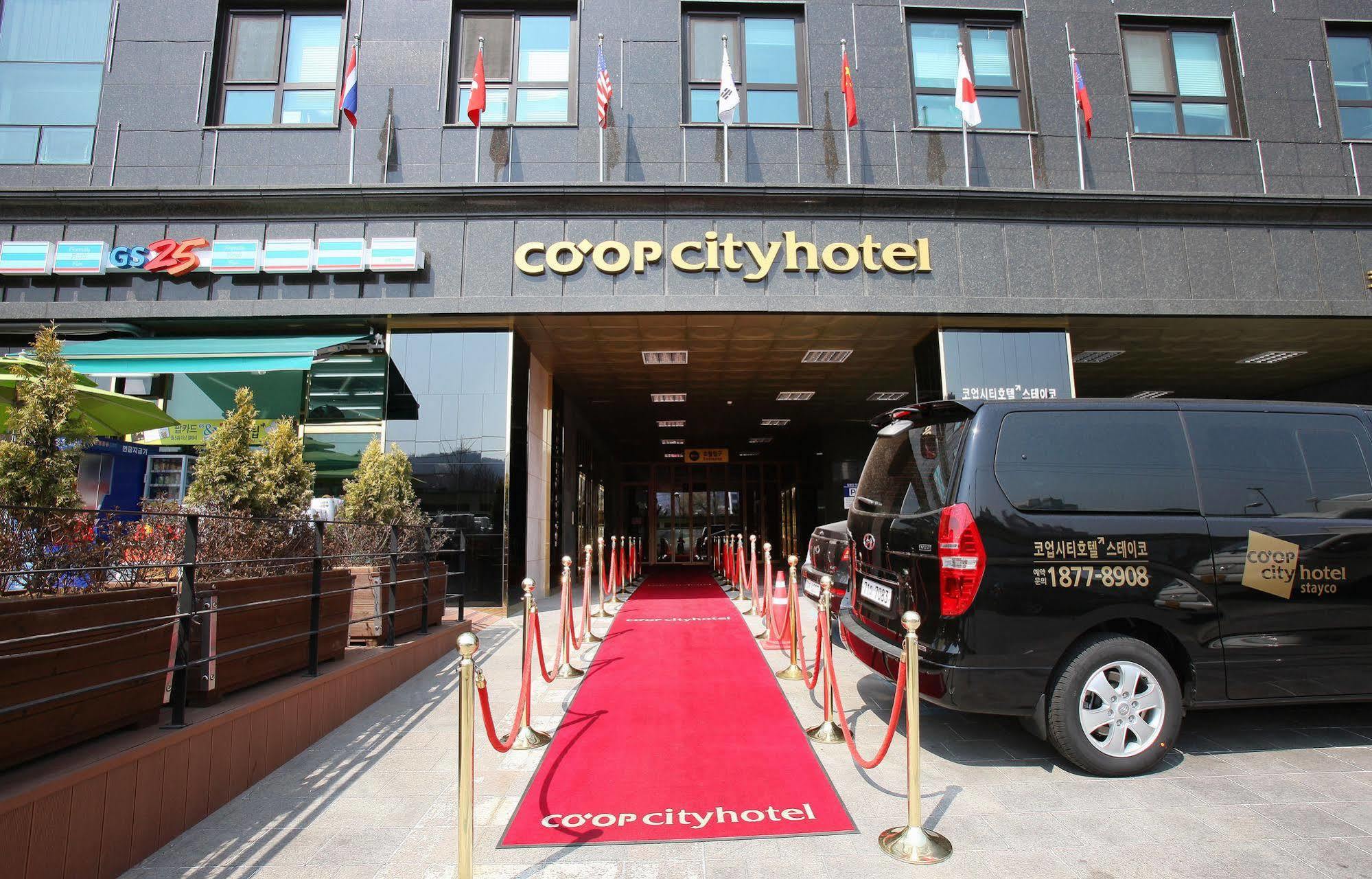 Coop City Hotel Oryu Station Séoul Extérieur photo