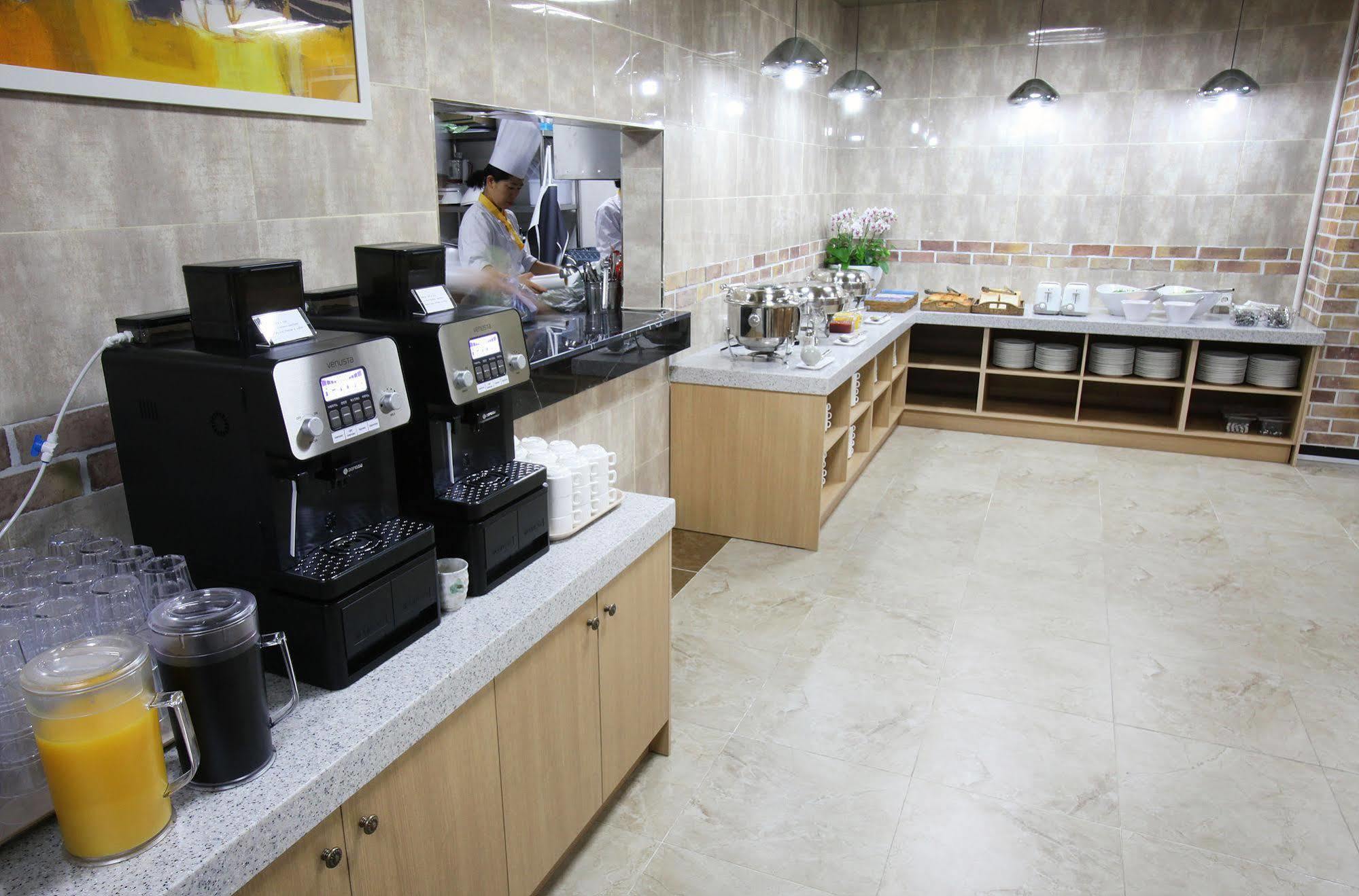 Coop City Hotel Oryu Station Séoul Extérieur photo